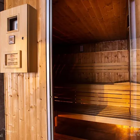 Waterline Deluxe Class, Family Place *