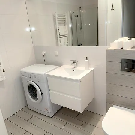 Waterline, Family Place Apartment
